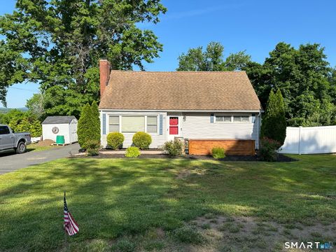 Photo of 30 W Point Terrace, Simsbury, CT 06081 (MLS # 24124506)