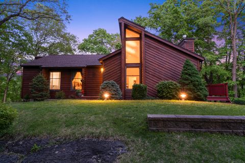 MLS: 24095313