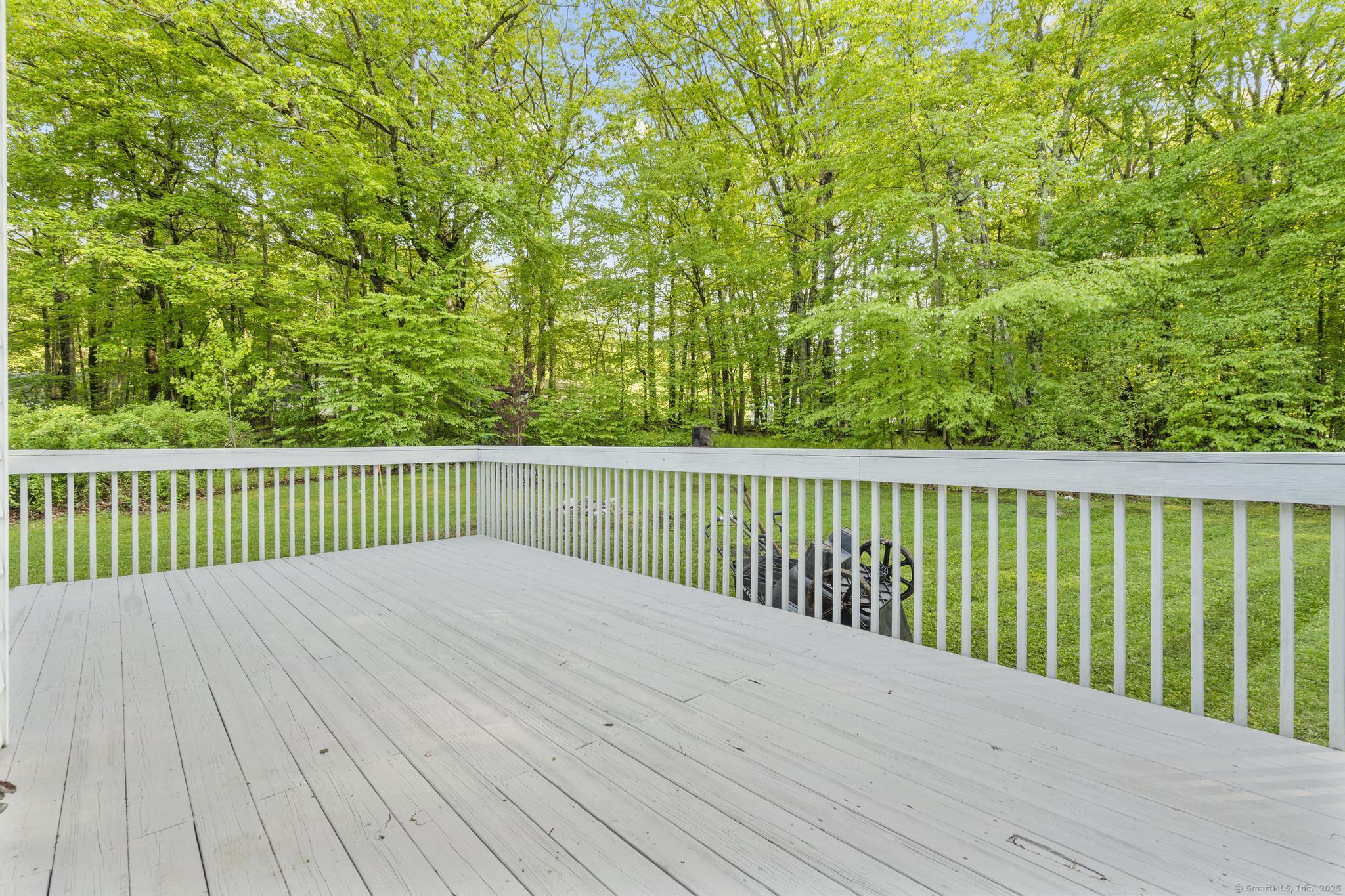 291 Maple Hill Road, Naugatuck, Connecticut image 9