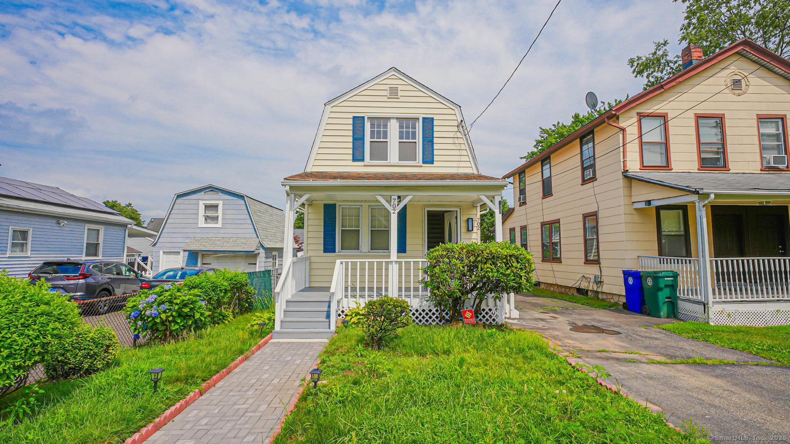 702 King Street