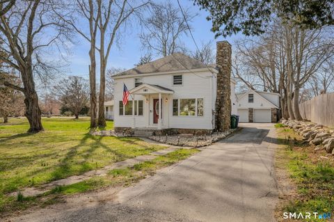 Photo of 181 Rope Ferry Road, Waterford, CT 06385 (MLS # 24164677)