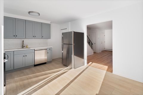 Tiny photo for 151 Courtland Avenue #APT 6C, Stamford, CT 06902 (MLS # 24143040)