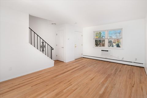 Tiny photo for 151 Courtland Avenue #APT 6C, Stamford, CT 06902 (MLS # 24143040)