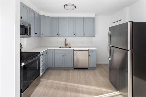 Tiny photo for 151 Courtland Avenue #APT 6C, Stamford, CT 06902 (MLS # 24143040)