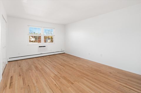Tiny photo for 151 Courtland Avenue #APT 6C, Stamford, CT 06902 (MLS # 24143040)
