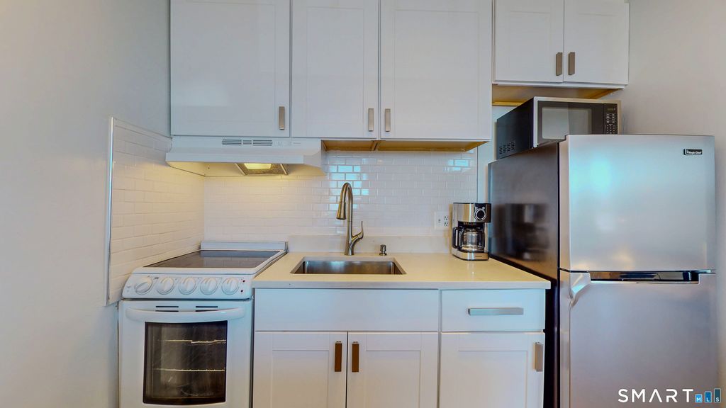 Photo of 94 Washington Street #9, Norwalk, CT 06854 (MLS # 24165388)