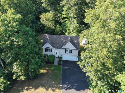 Tiny photo for 84 Juniper Way, Brooklyn, CT 06234 (MLS # 24196409)