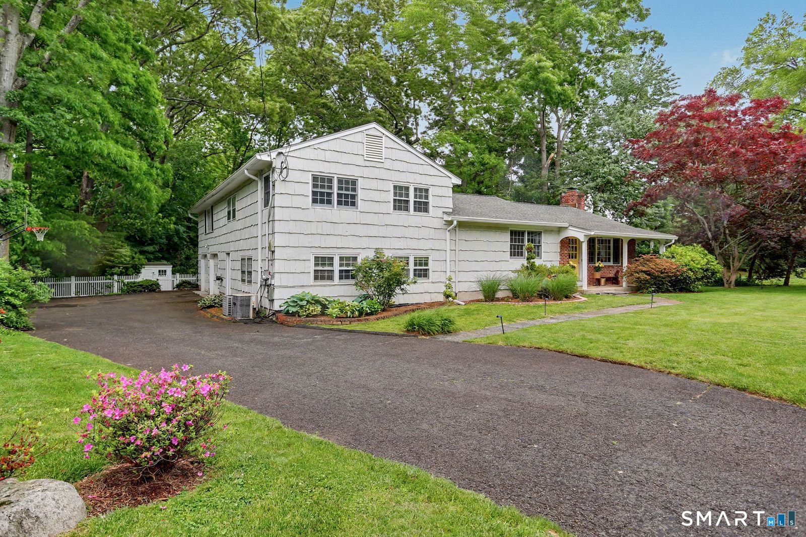 46 Midrocks Drive