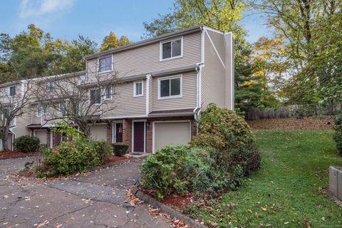 Tiny photo for 10 Abbey Lane #10, Meriden, CT 06450 (MLS # 24134233)