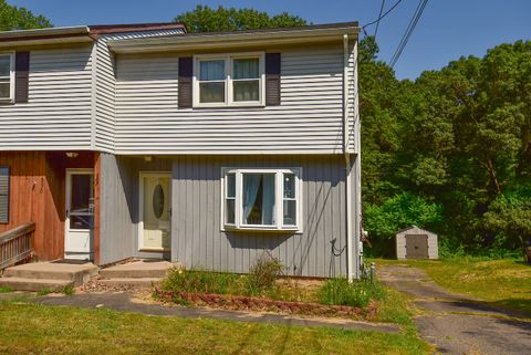 952 Tolland Street 952 East Hartford CT 06108