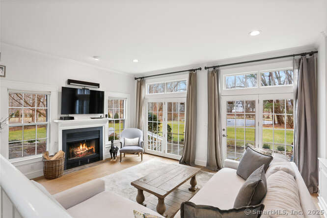 150 Long Lots Road, Westport, Connecticut image 15