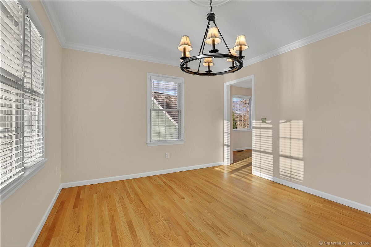 Glastonbury, Connecticut 06073, United States, 3 Bedrooms Bedrooms, ,3 BathroomsBathrooms,Residential,Active,51143