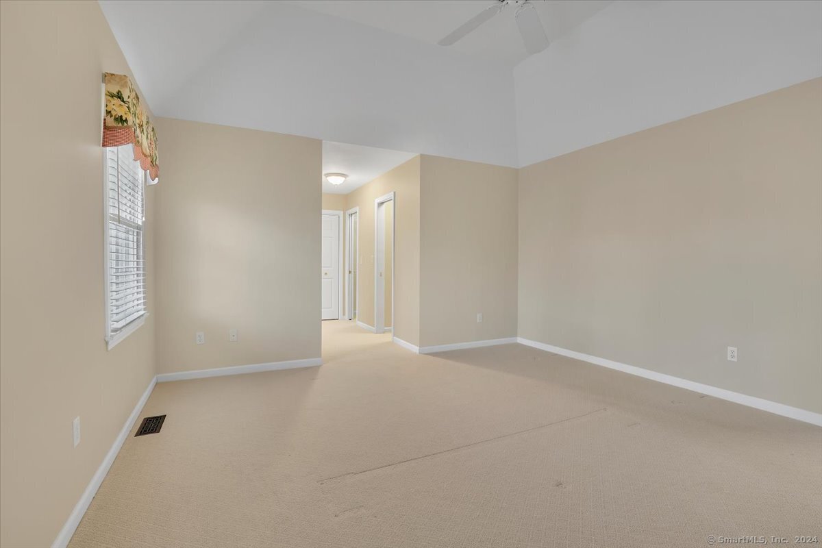 Glastonbury, Connecticut 06073, United States, 3 Bedrooms Bedrooms, ,3 BathroomsBathrooms,Residential,Active,51143