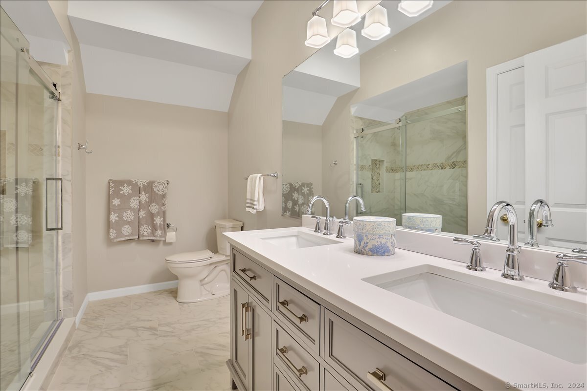 Glastonbury, Connecticut 06073, United States, 3 Bedrooms Bedrooms, ,3 BathroomsBathrooms,Residential,Active,51143