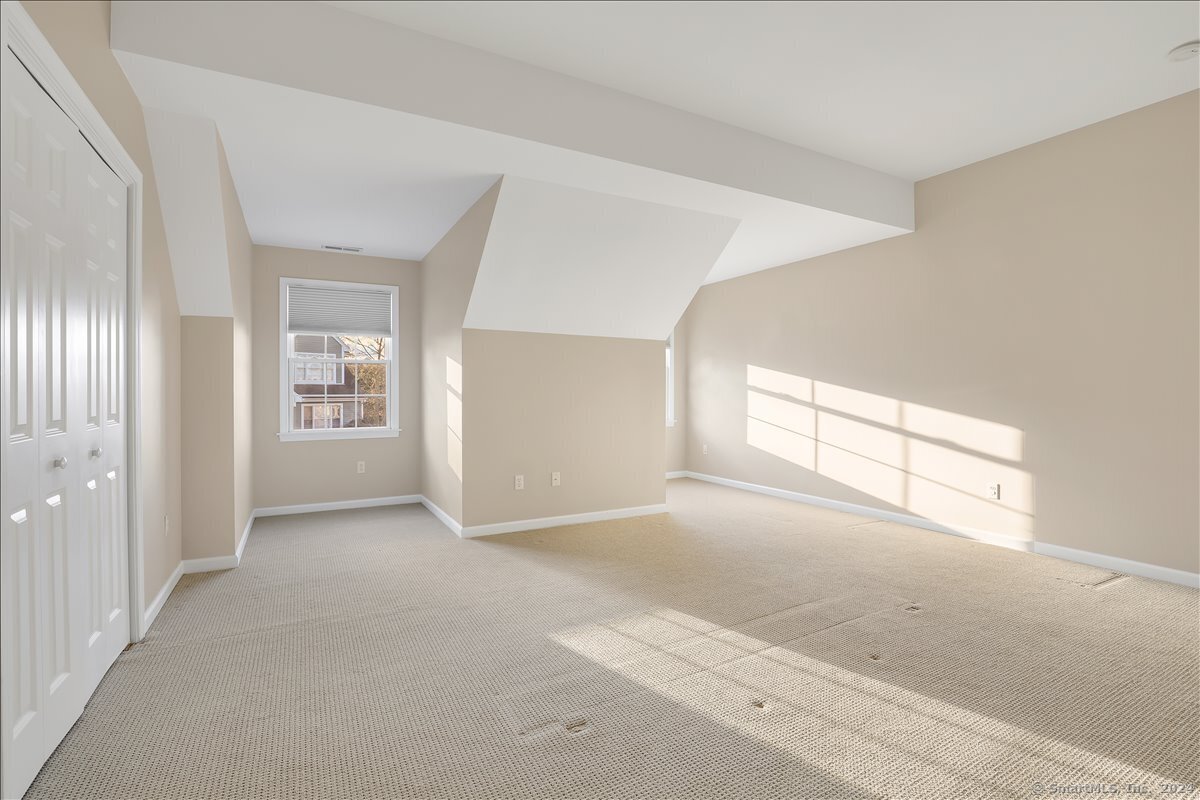 Glastonbury, Connecticut 06073, United States, 3 Bedrooms Bedrooms, ,3 BathroomsBathrooms,Residential,Active,51143