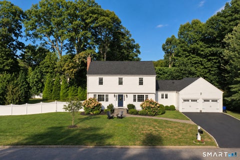 Homes For Sale - 136 Chatham Road<br/> Fairfield County, Fairfield, CT 06825