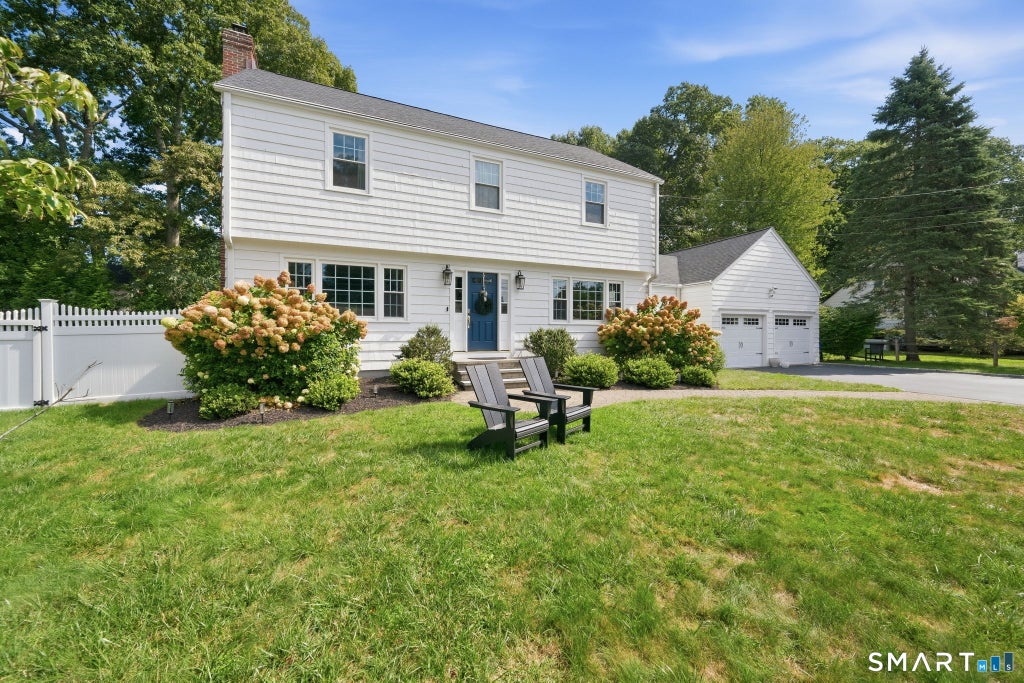 Photo of 136 Chatham Road, Fairfield, CT 06825 (MLS # 24206592)