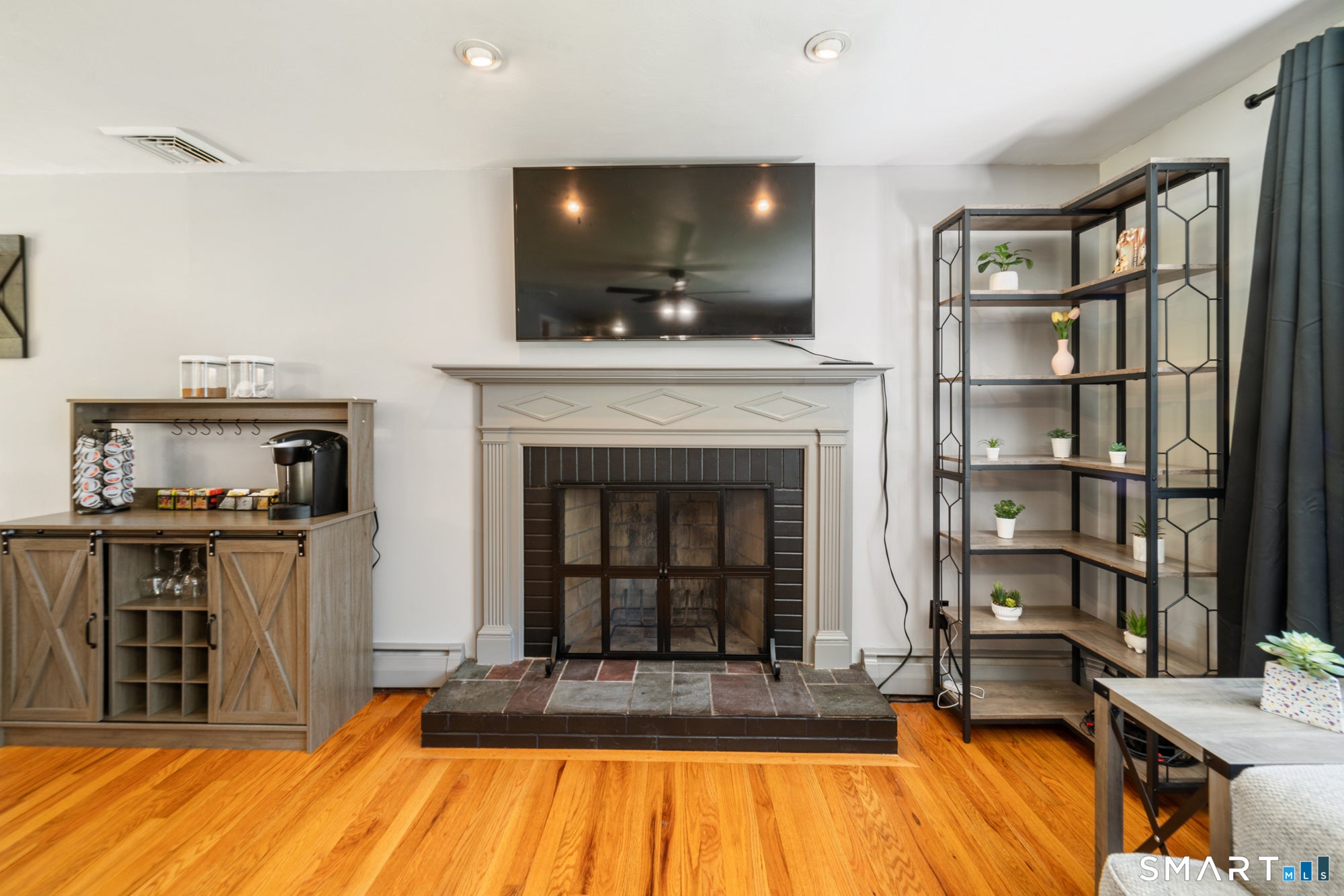 1233 Willard Avenue