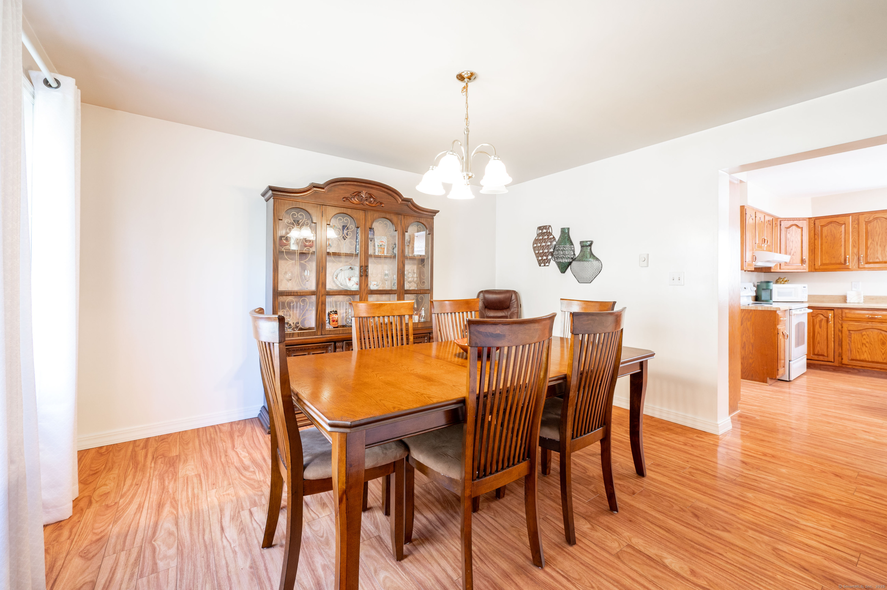 188 Huntingtown Road, Newtown, Connecticut image 22