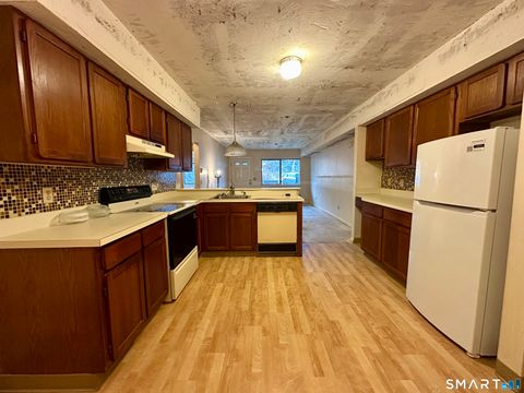 Tiny photo for 330 Savin Avenue #22, West Haven, CT 06516 (MLS # 24149329)