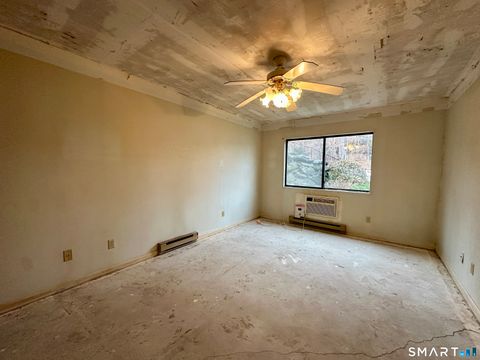 Tiny photo for 330 Savin Avenue #22, West Haven, CT 06516 (MLS # 24149329)