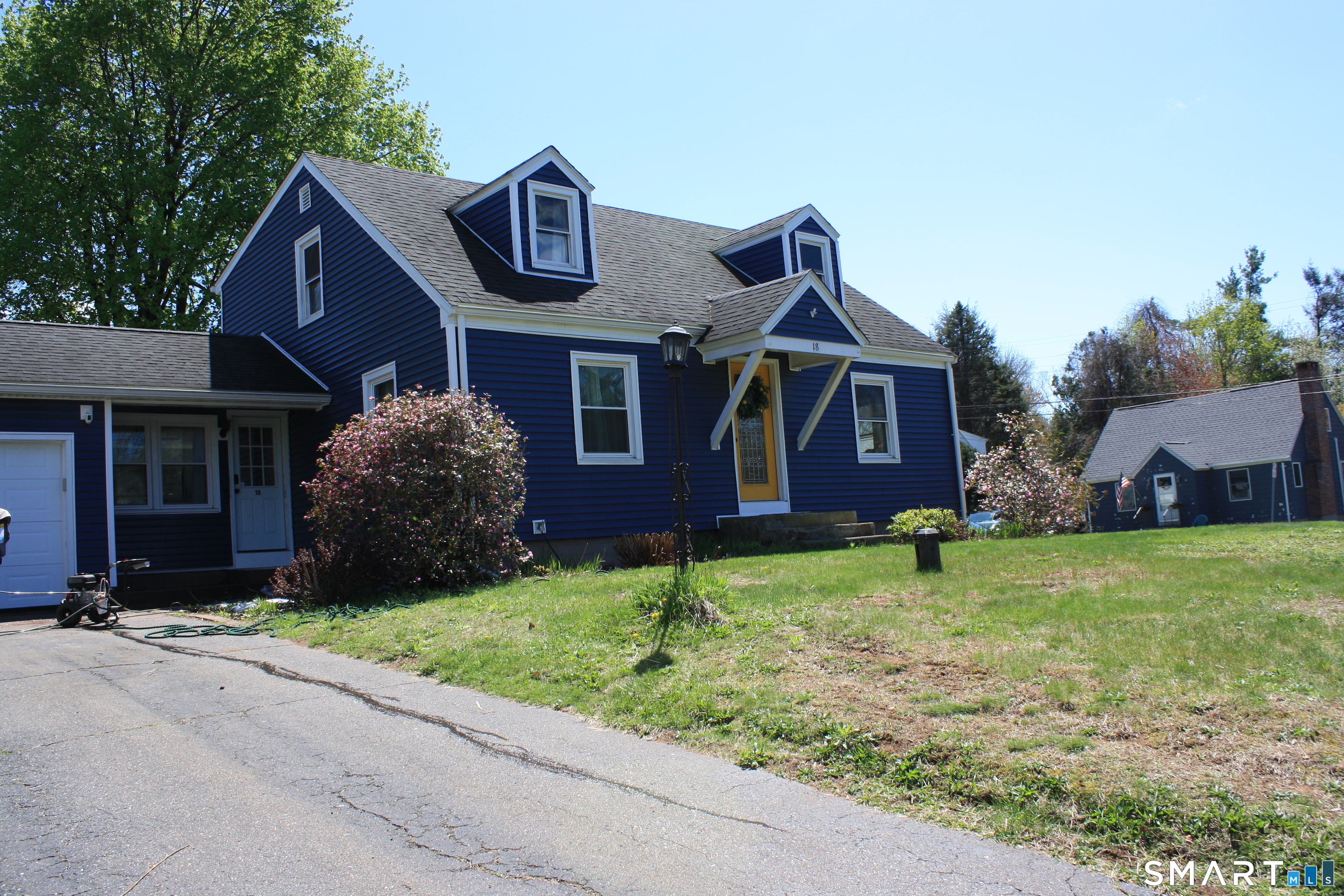 18 Vernon Center Heights