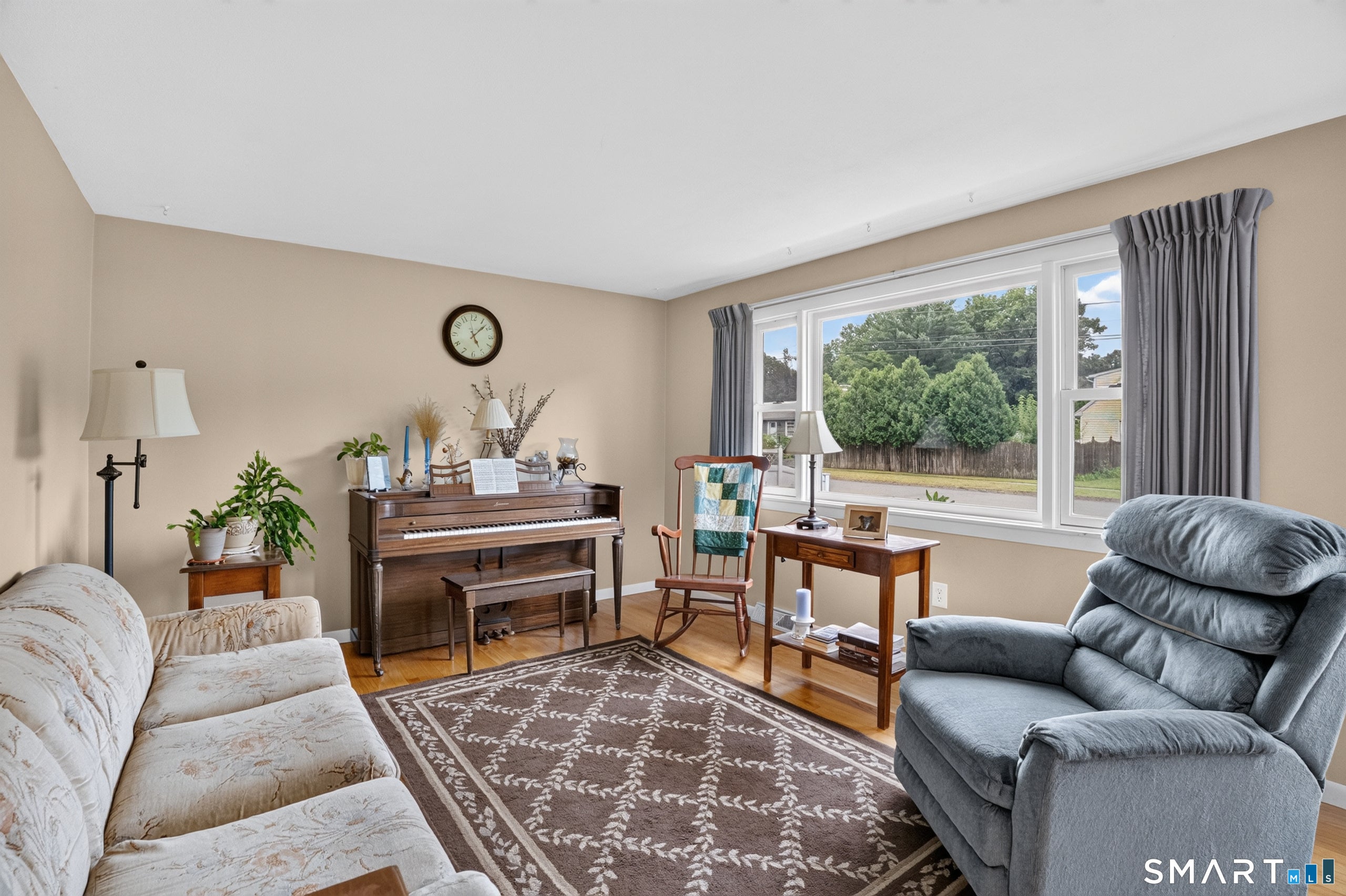10 Roosevelt Boulevard