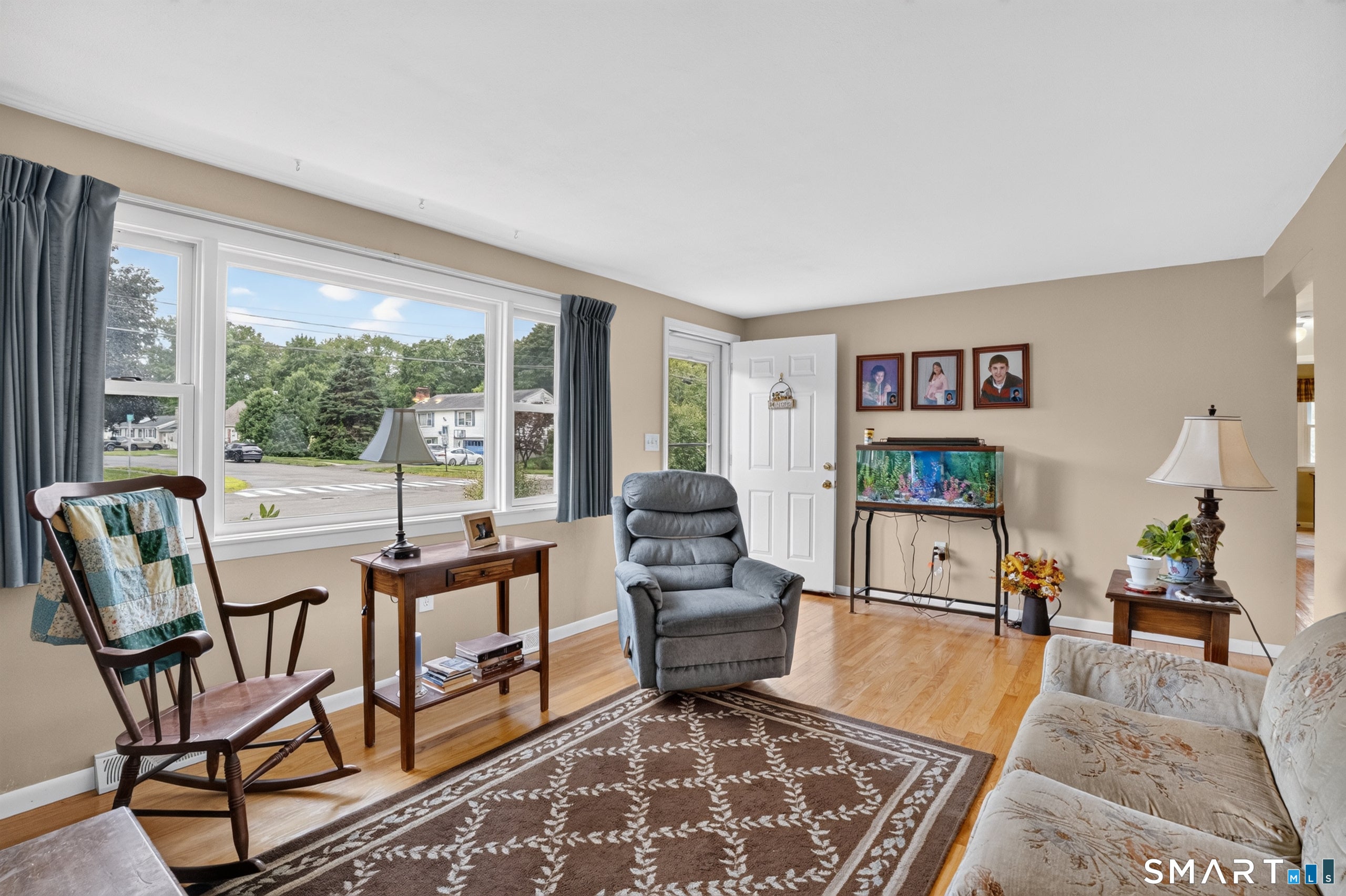 10 Roosevelt Boulevard