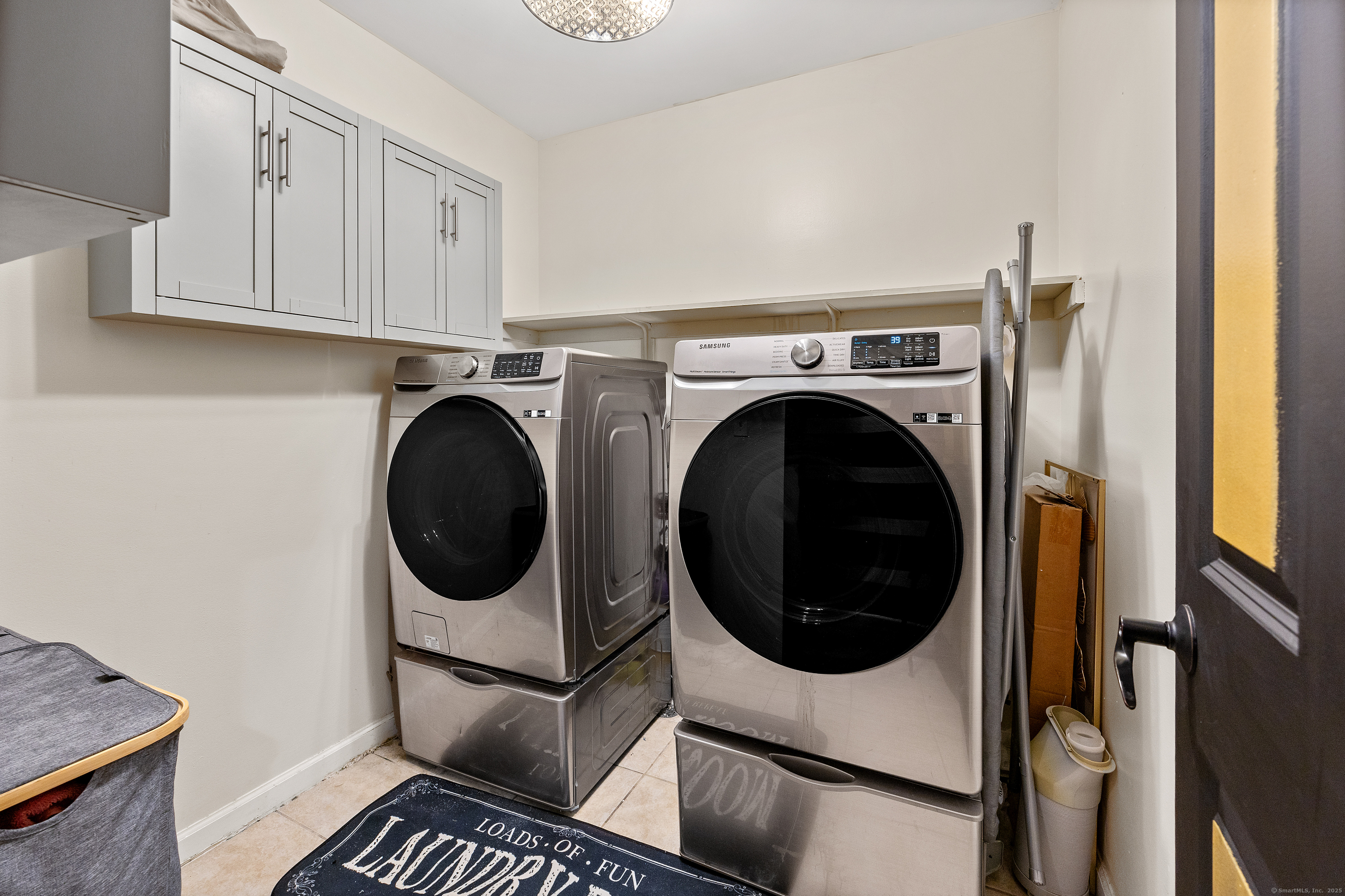 207 Ridgefield Avenue, Waterbury, Connecticut image 28