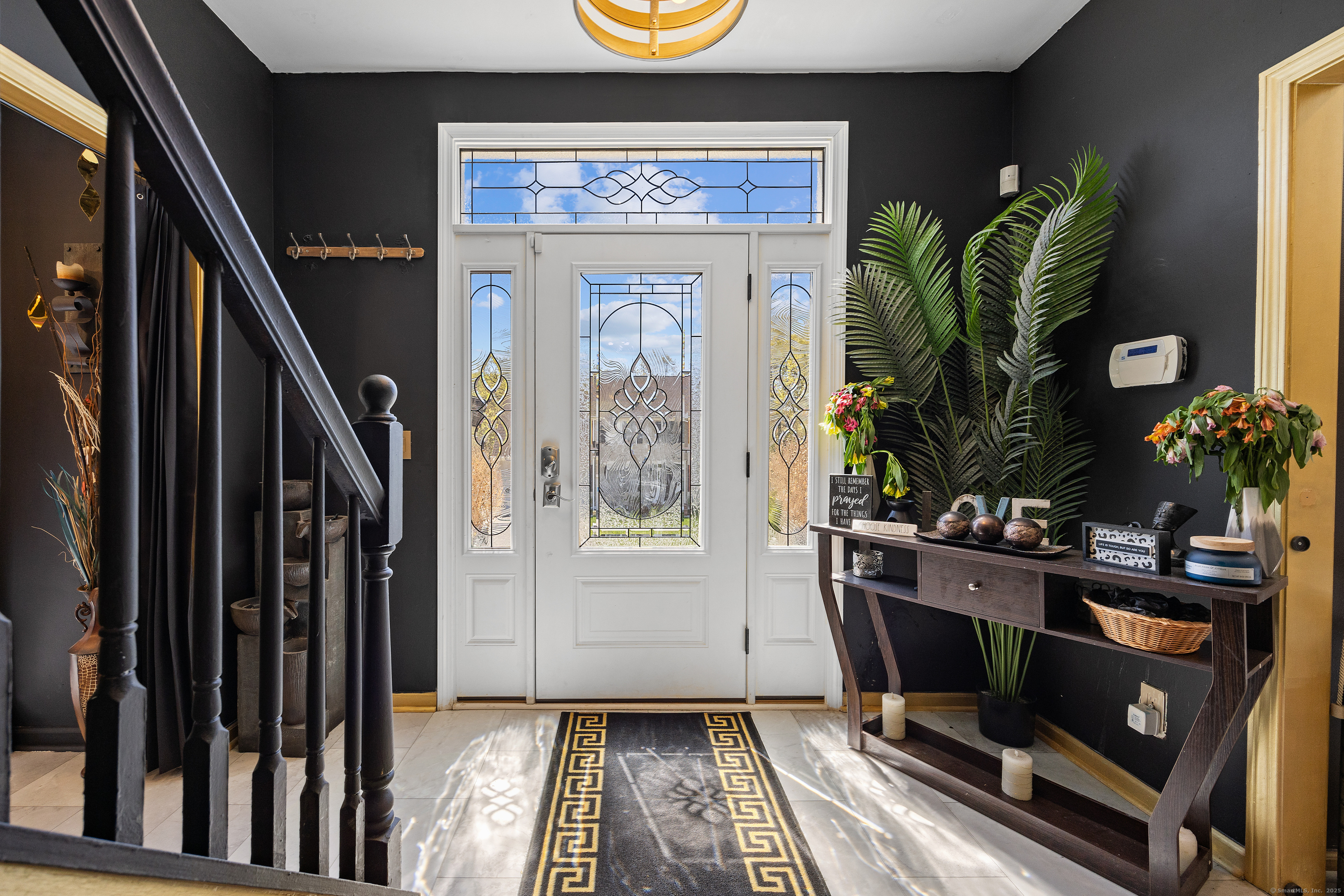 207 Ridgefield Avenue, Waterbury, Connecticut image 1