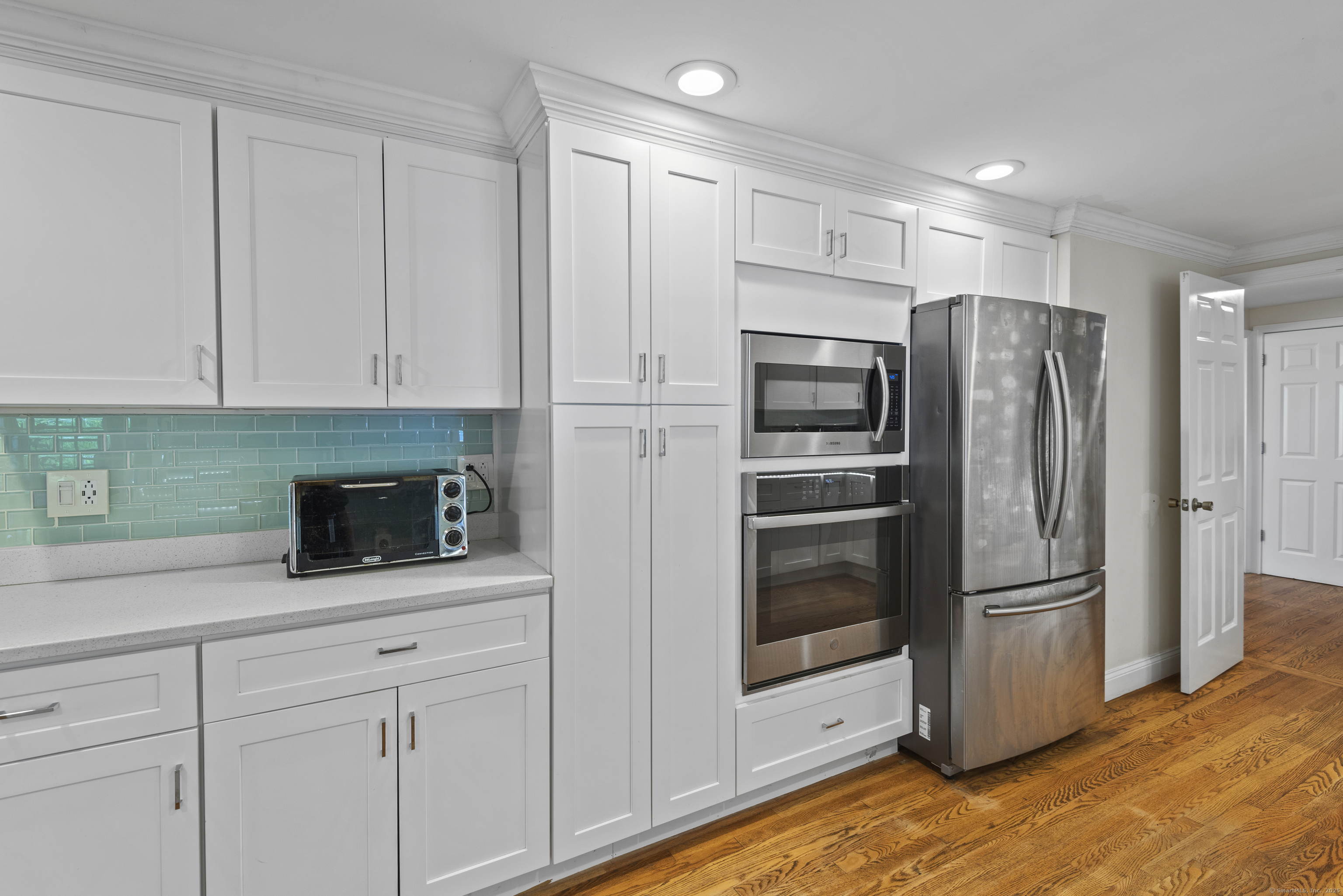 25 Lucille Drive, Milford, Connecticut image 17
