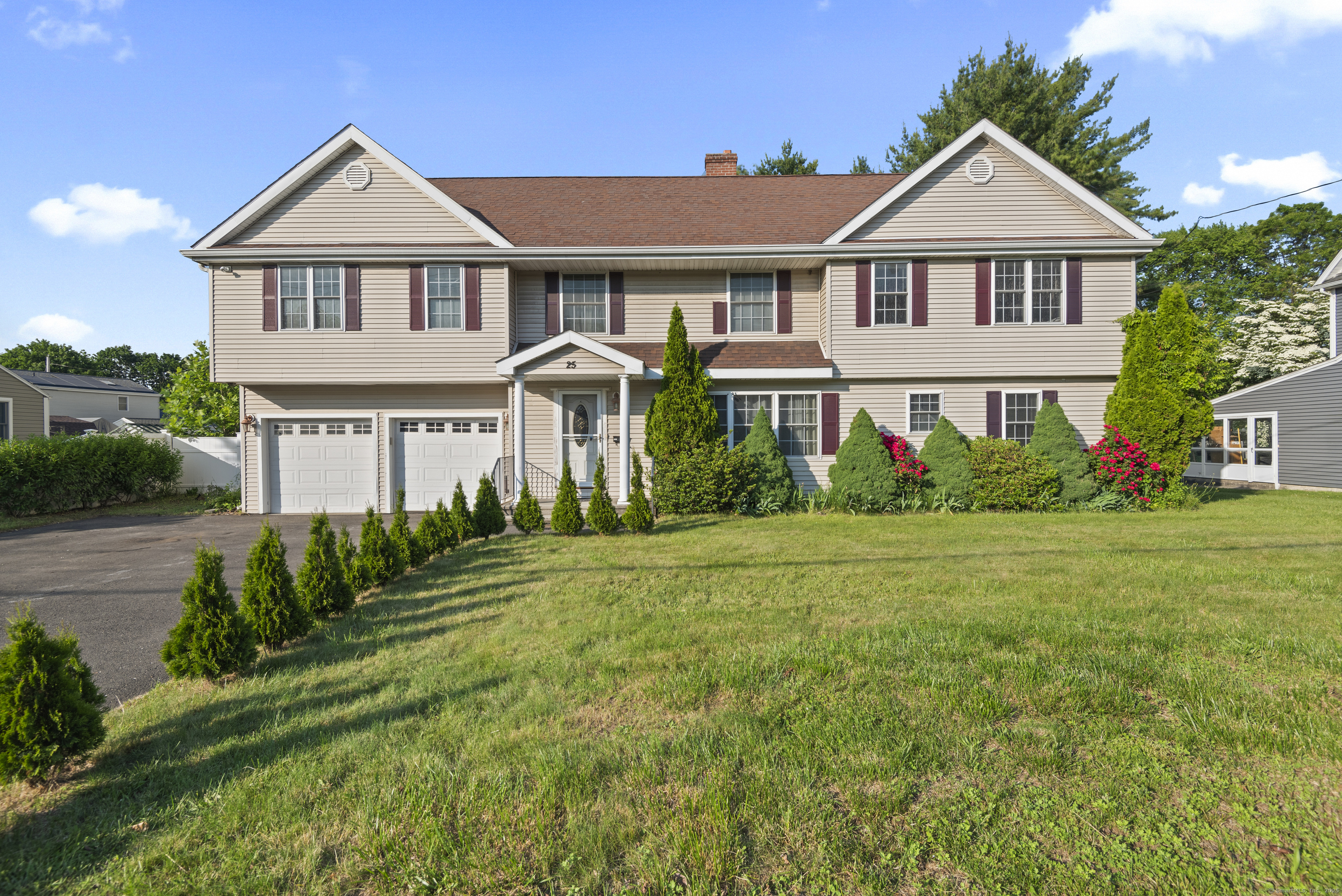 Property for Sale at Lucille Drive, Milford, Connecticut - Bedrooms: 4 
Bathrooms: 3 
Rooms: 9  - $799,000