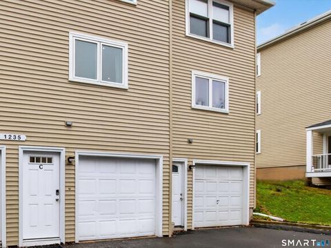 Condo For Sale - 1235 East Street #APT C<br/> New Britain, CT 06053