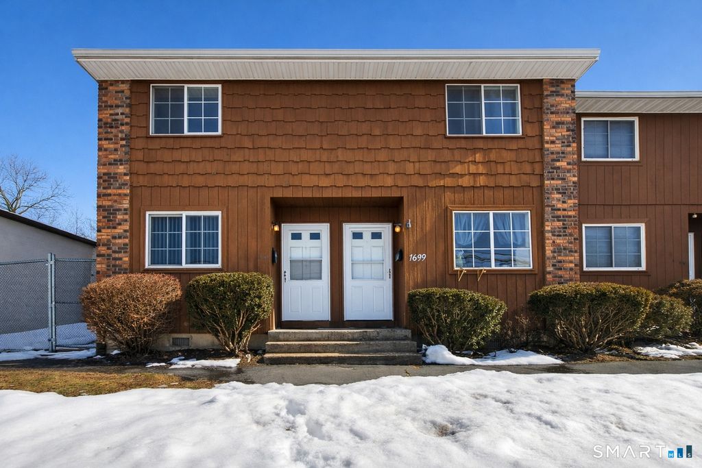 Photo of 1651 Quinnipiac Avenue #1651, New Haven, CT 06513 (MLS # 24157630)