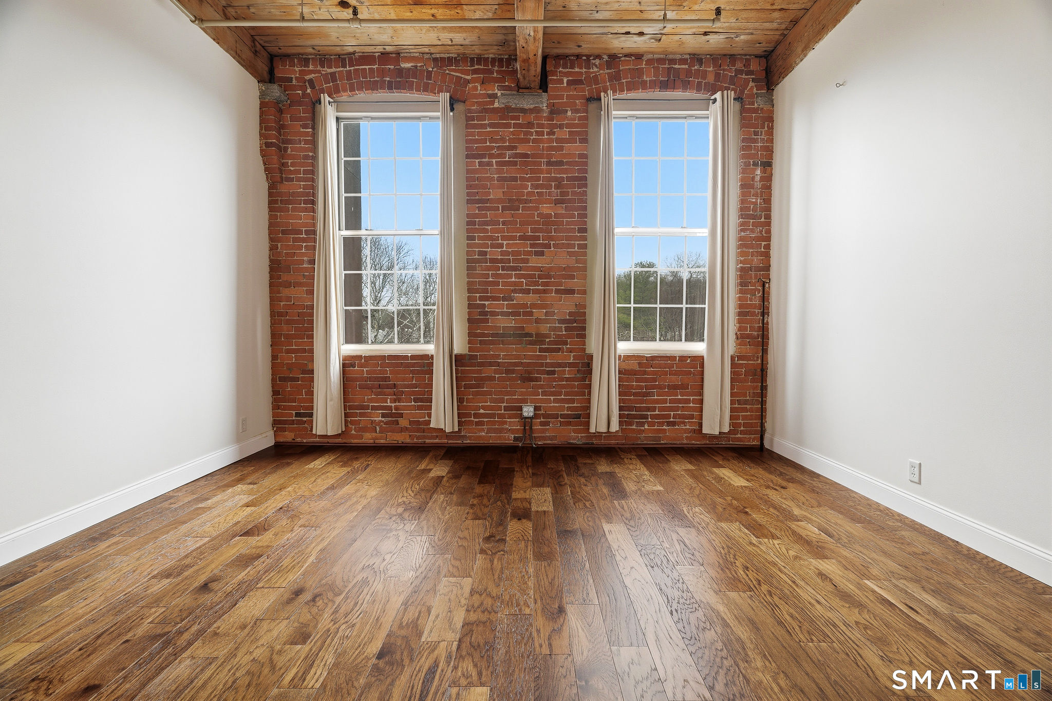 92 Main Street 206