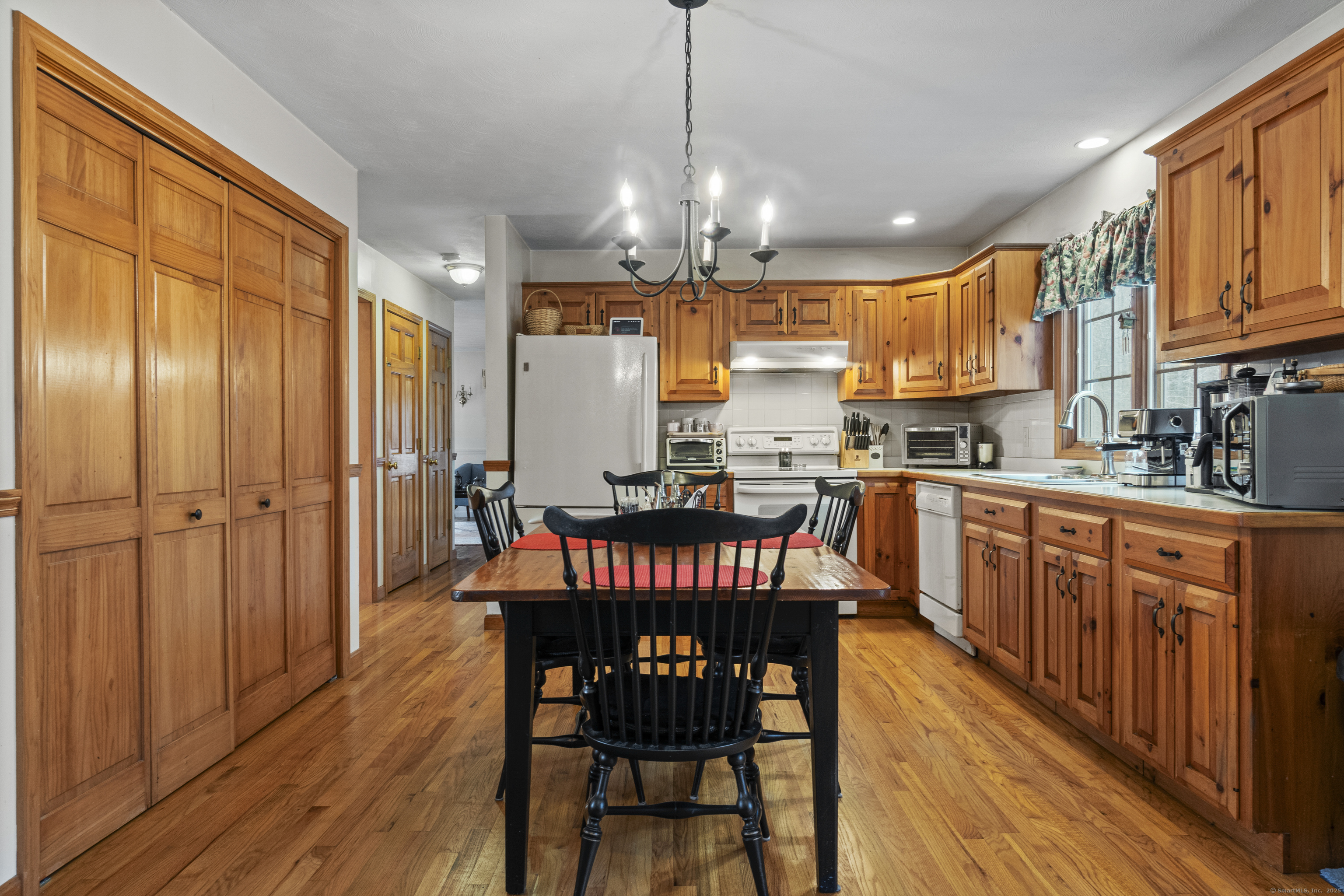 309 Grindstone Hill Road, North Stonington, Connecticut image 3