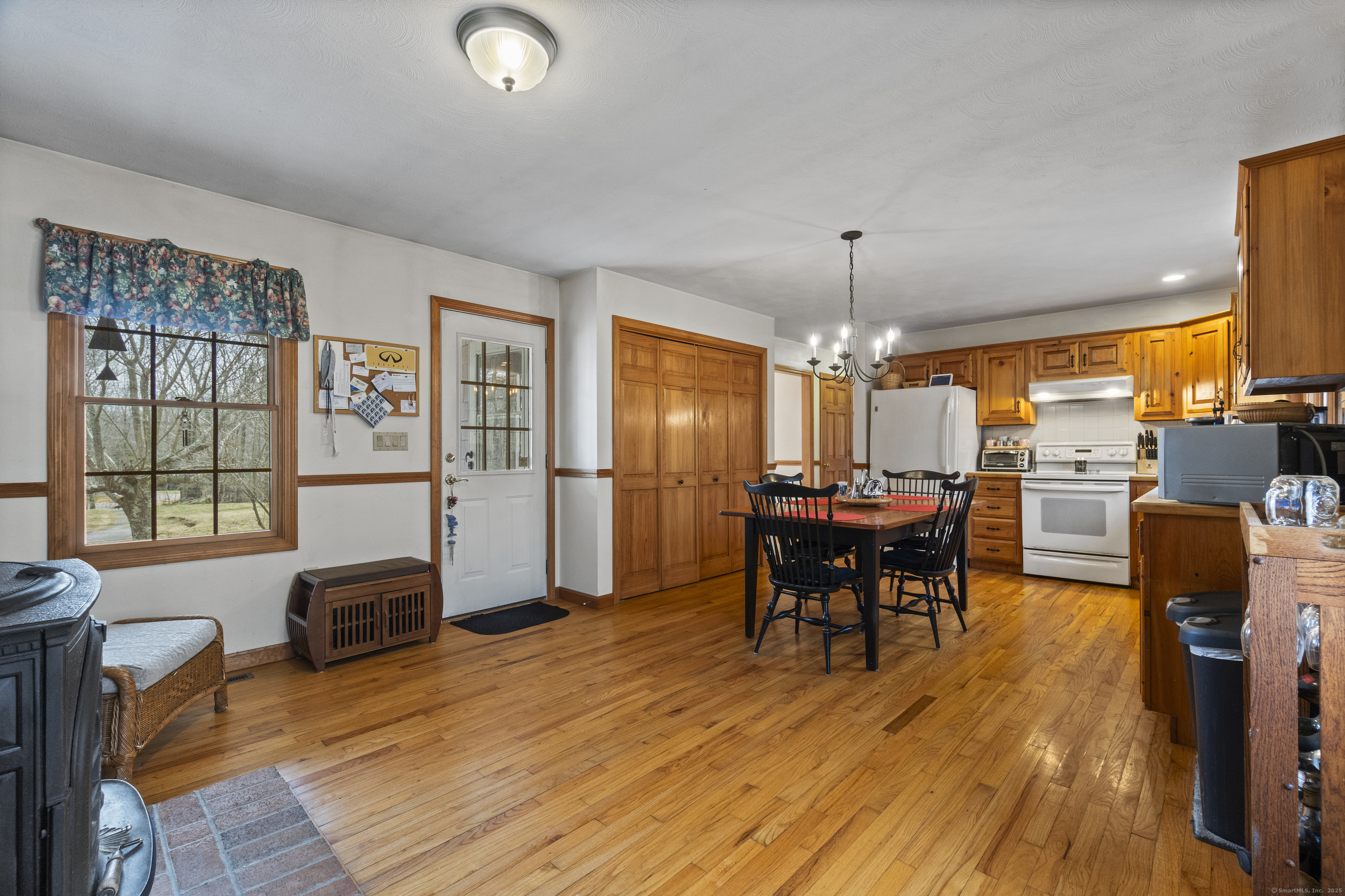 309 Grindstone Hill Road, North Stonington, Connecticut image 6