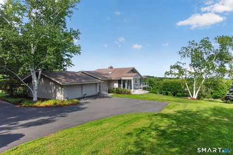 Homes For Sale - 184 Westledge Road<br/> Simsbury, CT 06092