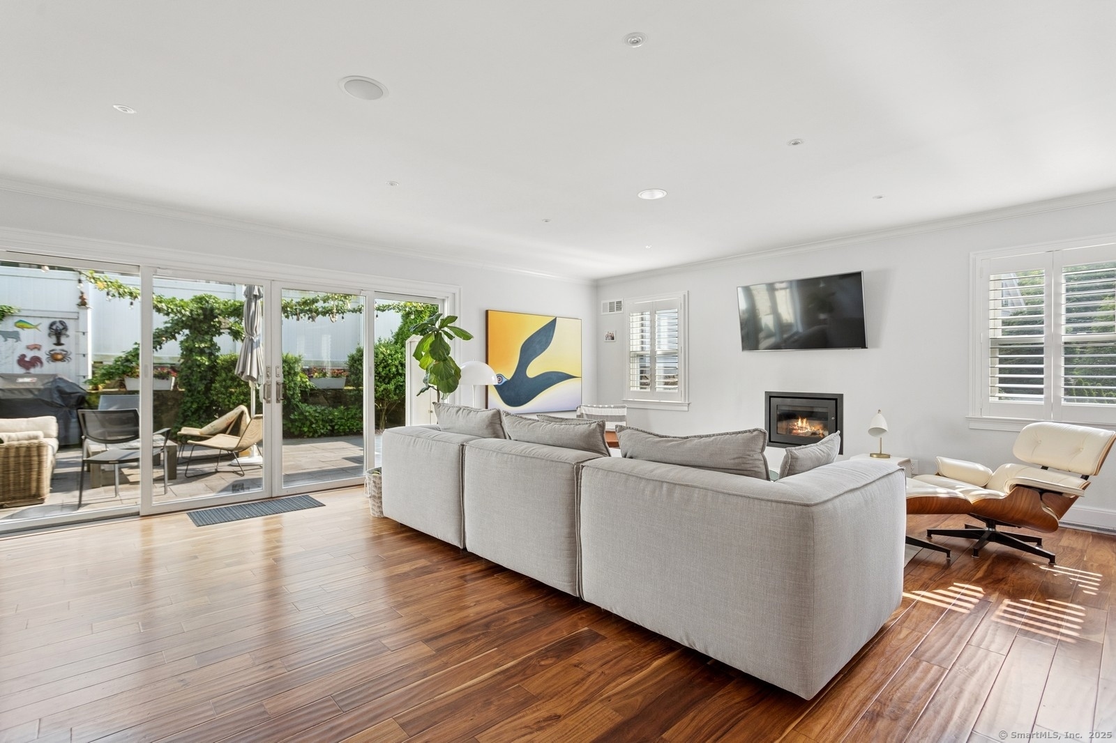 25 Indian Harbor Drive APT 12