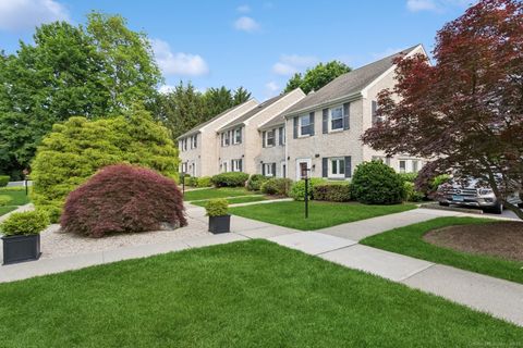 25 Indian Harbor Drive APT 12 Greenwich CT 06830