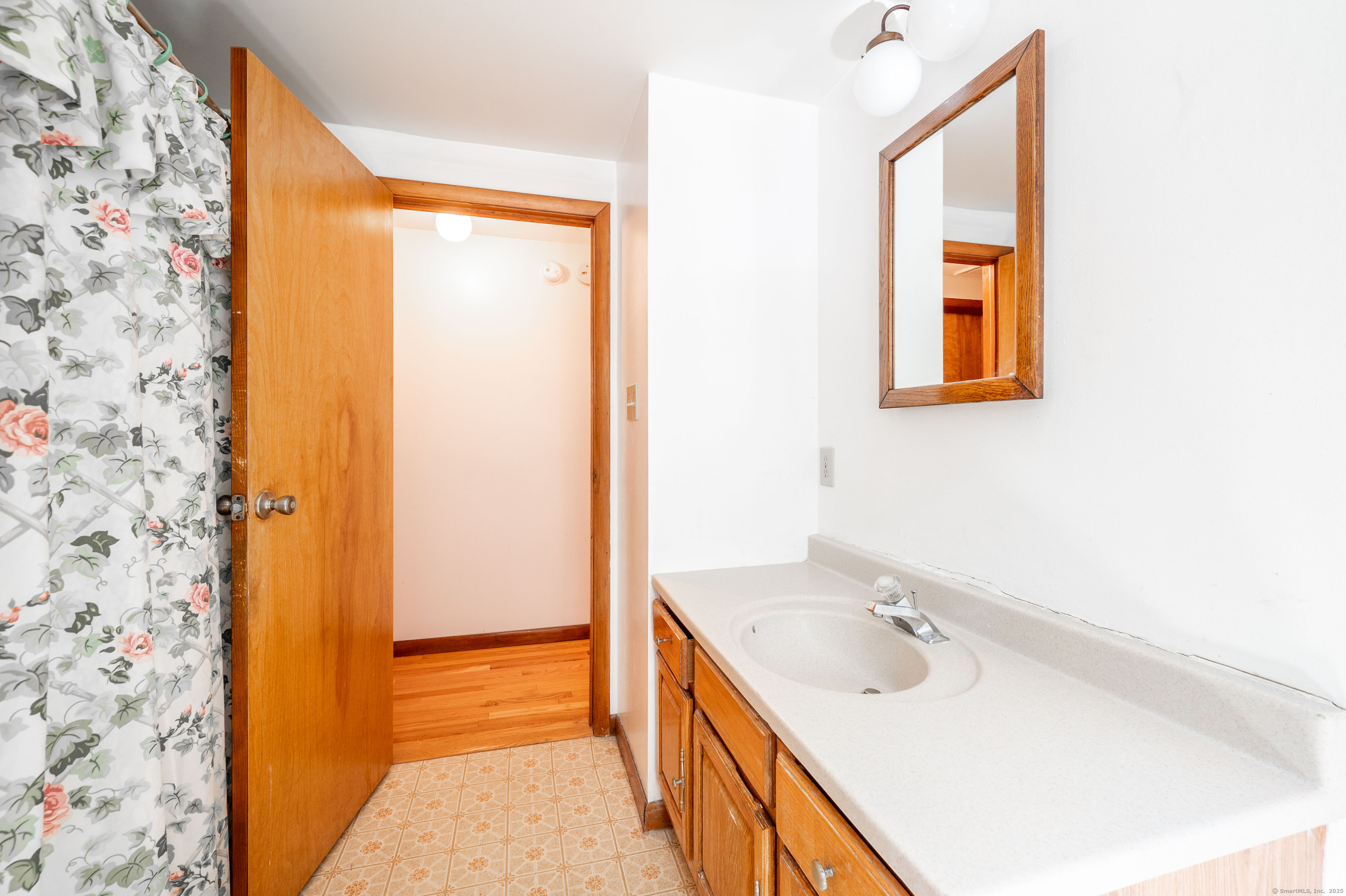 16 Dairy Farm Drive, Brookfield, Connecticut image 24