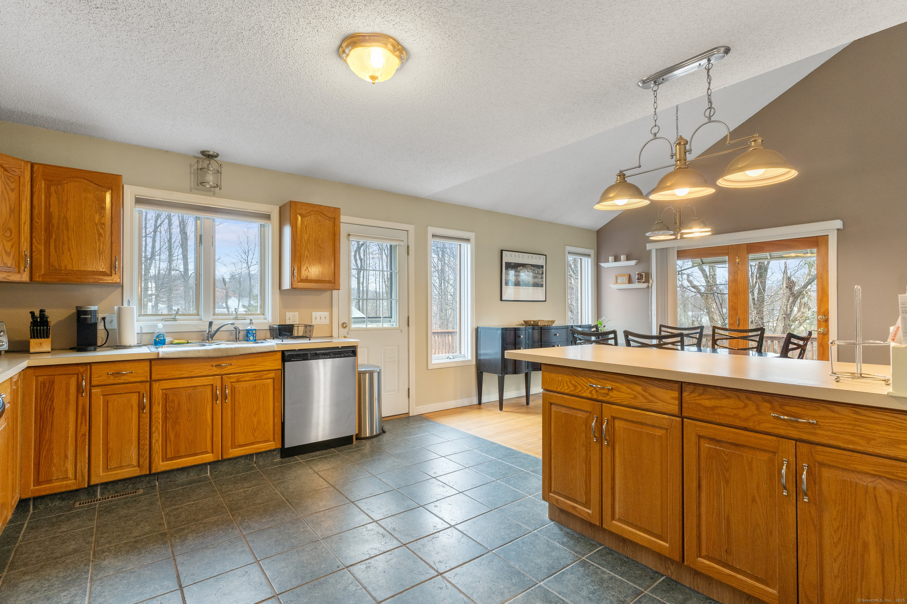 10 Mill Road, North Branford, Connecticut image 4