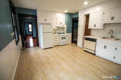 Photo of 73 Lounsbury Street #3, Waterbury, CT 06706 (MLS # 24154355)