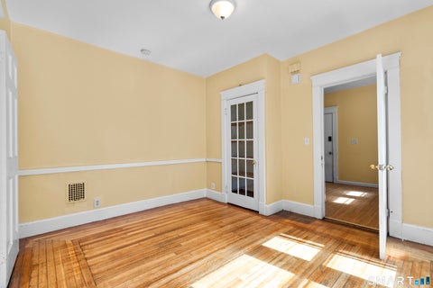 Tiny photo for 855 Woodward Avenue #1st Flr, New Haven, CT 06512 (MLS # 24208983)