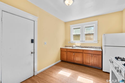 Tiny photo for 855 Woodward Avenue #1st Flr, New Haven, CT 06512 (MLS # 24208983)
