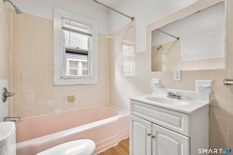 Tiny photo for 855 Woodward Avenue #1st Flr, New Haven, CT 06512 (MLS # 24208983)