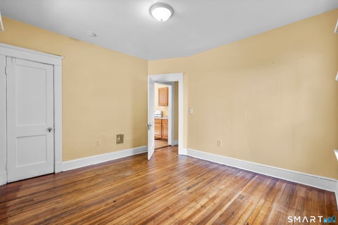 Tiny photo for 855 Woodward Avenue #1st Flr, New Haven, CT 06512 (MLS # 24208983)