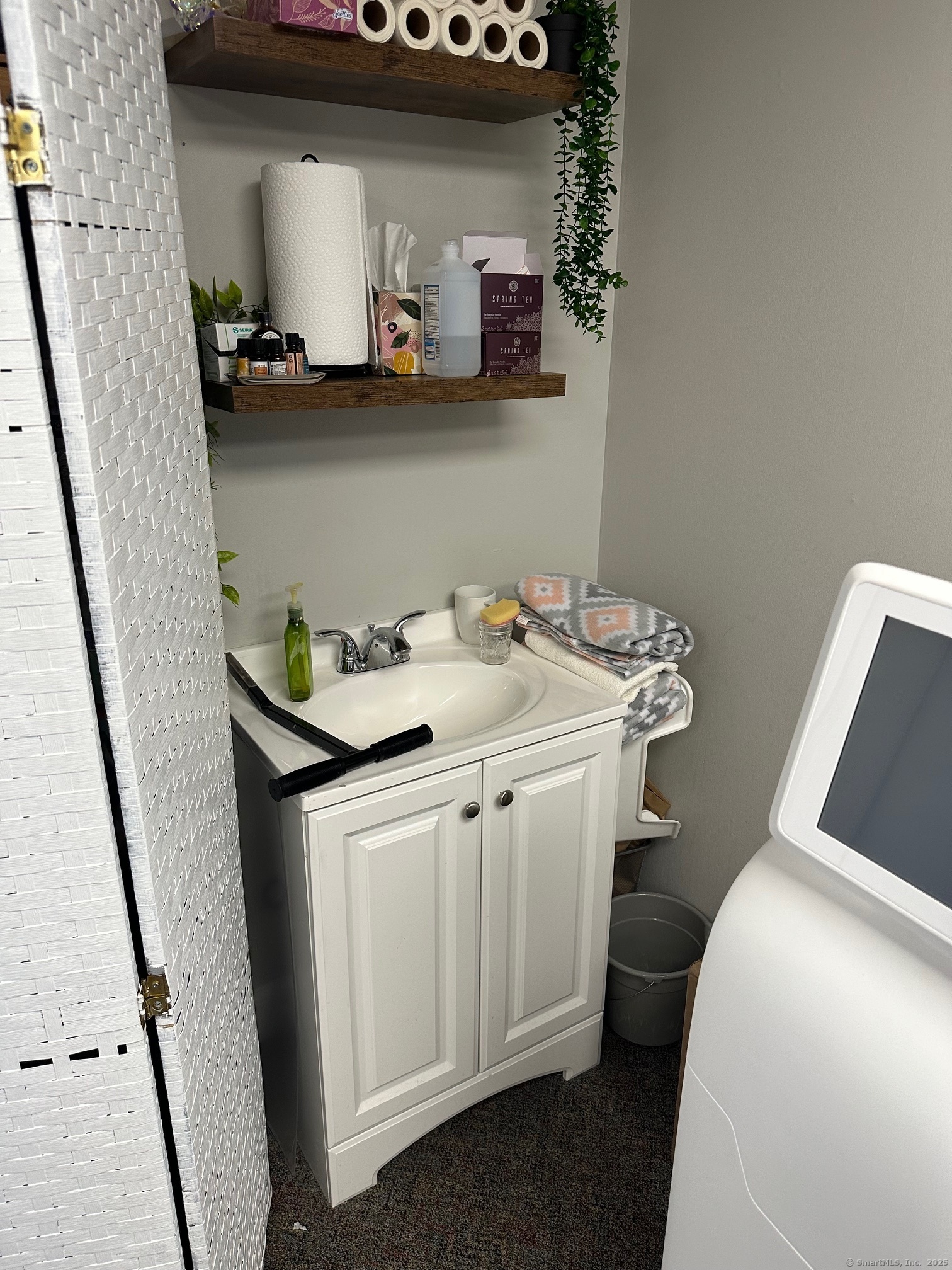 West Hartford, Connecticut 06110, United States, ,Residential,Active,131155