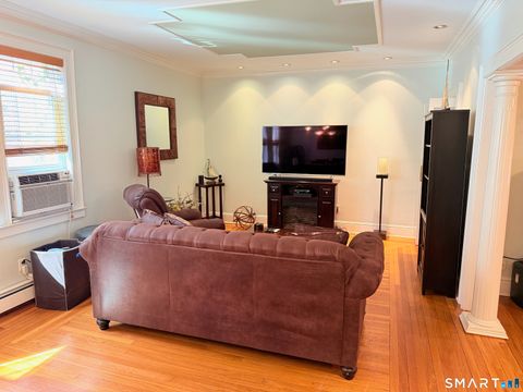 Tiny photo for 165 Fountain Street #APT A1, New Haven, CT 06515 (MLS # 24159410)