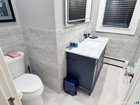 Tiny photo for 165 Fountain Street #APT A1, New Haven, CT 06515 (MLS # 24159410)